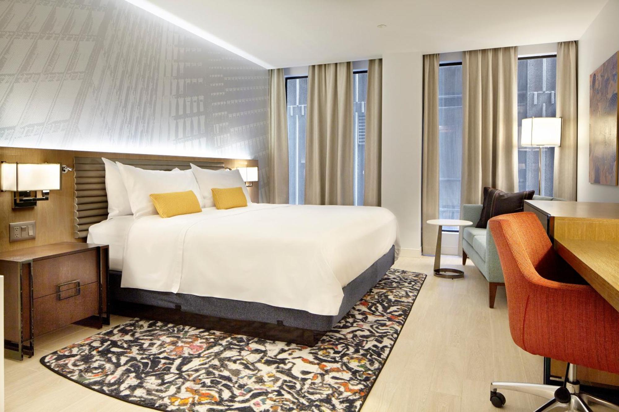 Standard King Room with Roll-In Shower - Communications Access