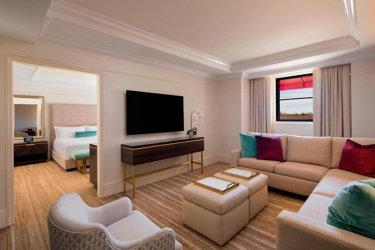 Caroline Astor Suite, Suite, 1 King, Pool view, Balcony
