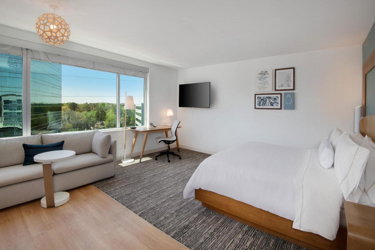 King Studio with Sofa Bed and City View,1537540000:JPEG