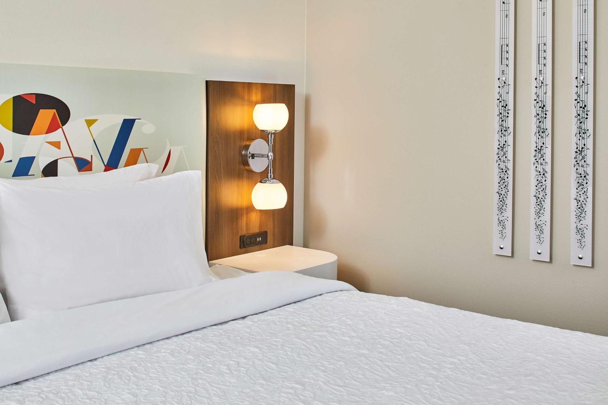 King Room,1548814900:JPEG