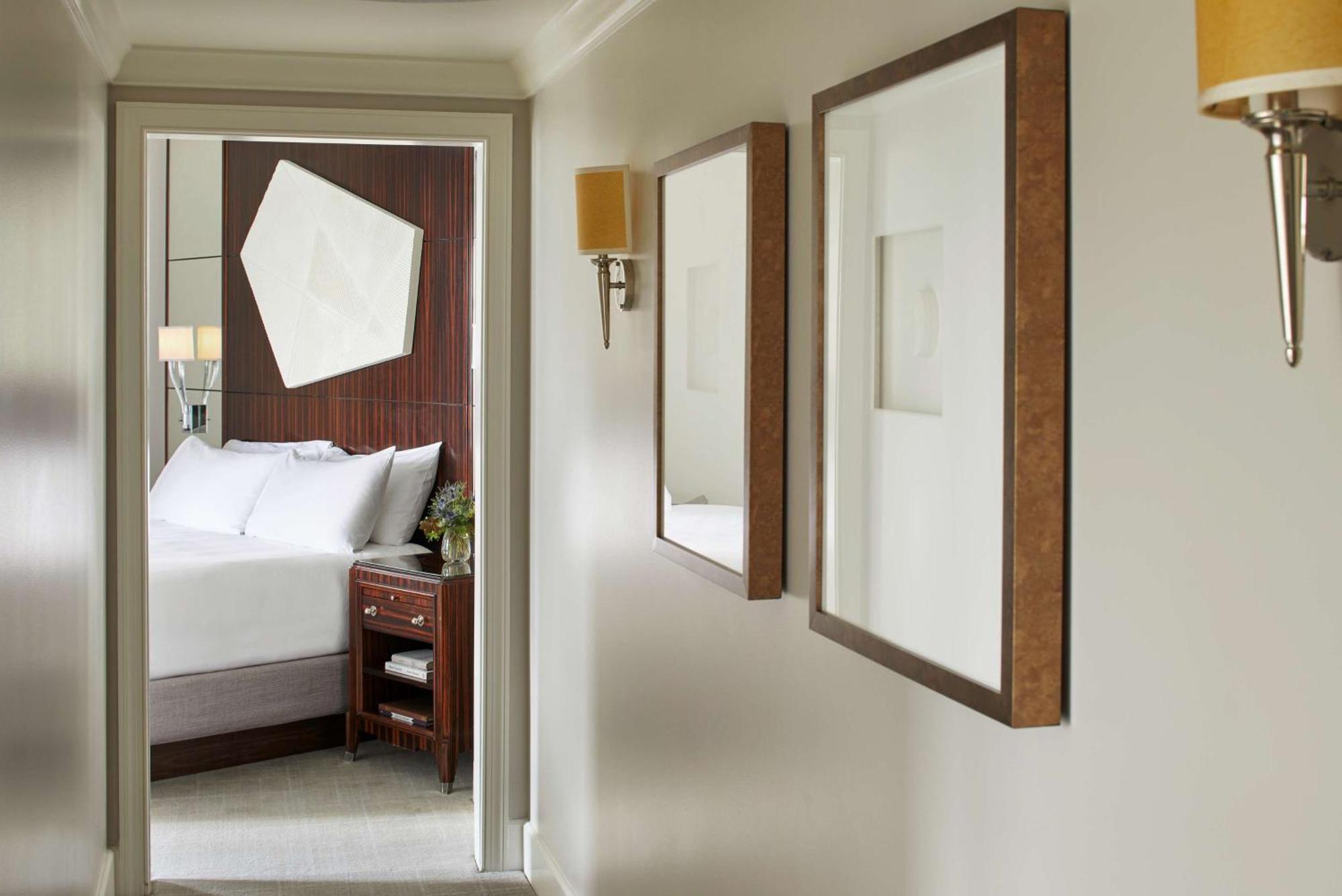 One-Bedroom King Suite Two Terraces