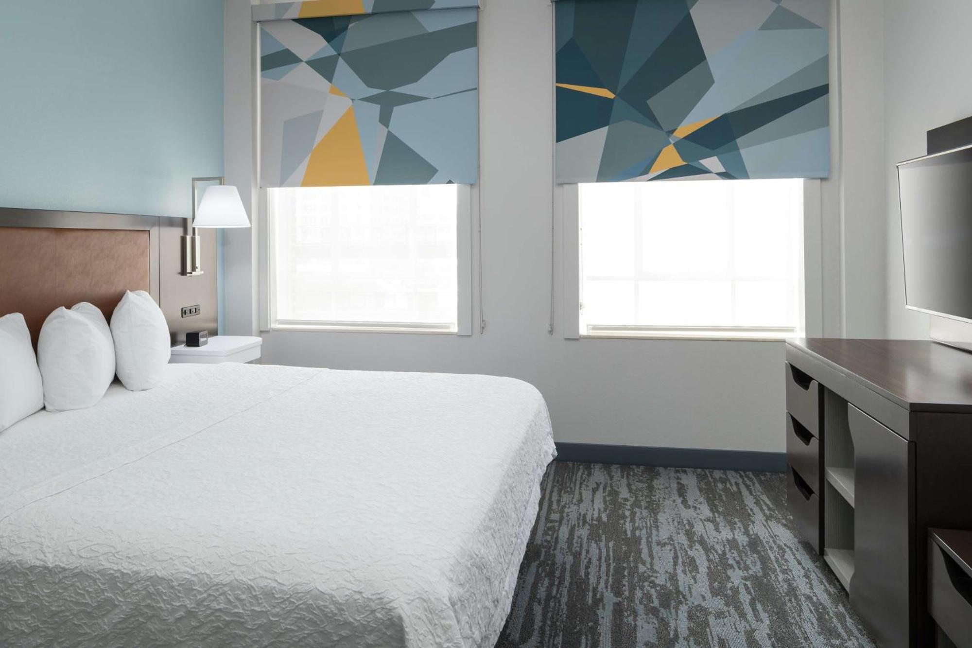One-Bedroom King Suite