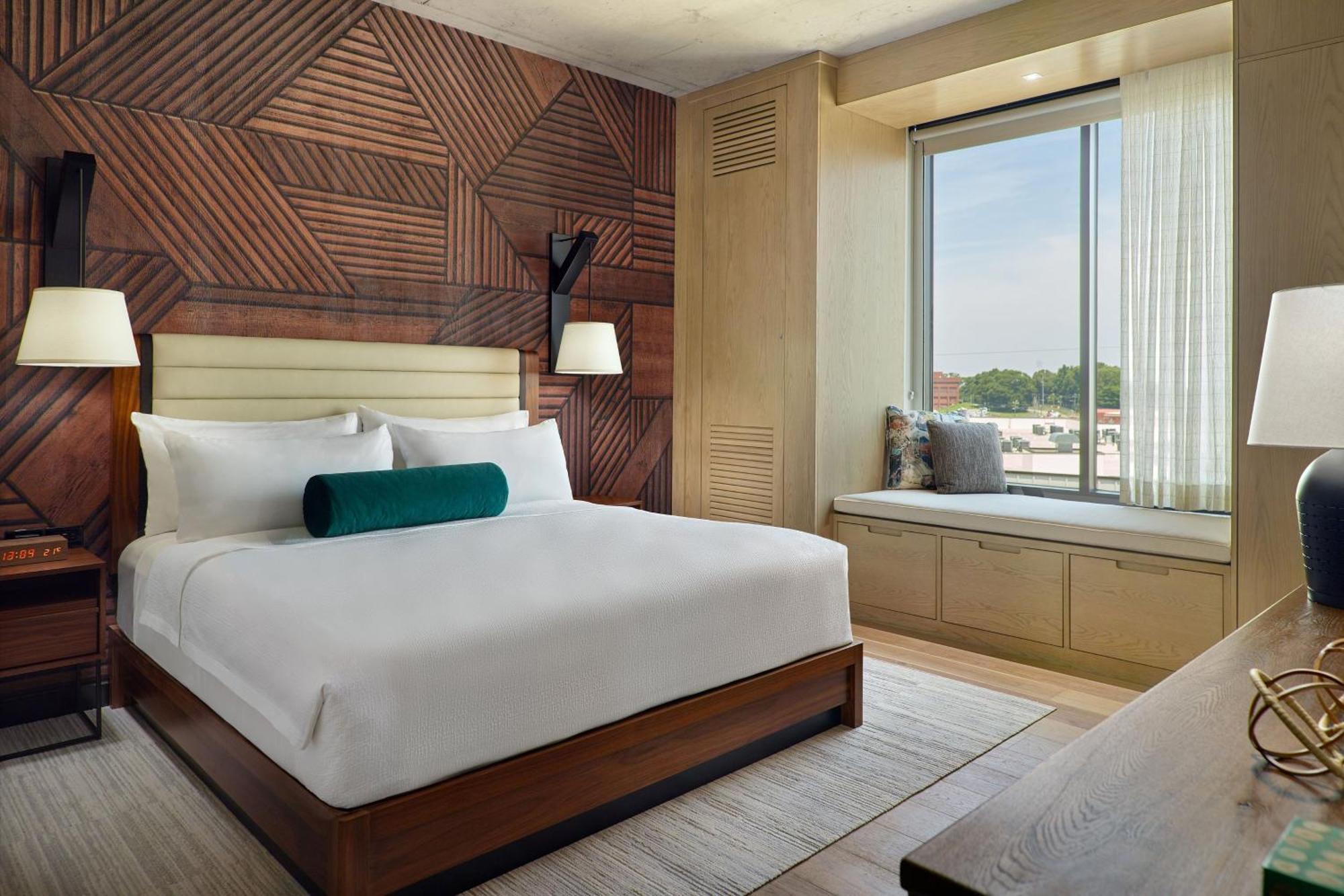 One-Bedroom King Suite City View