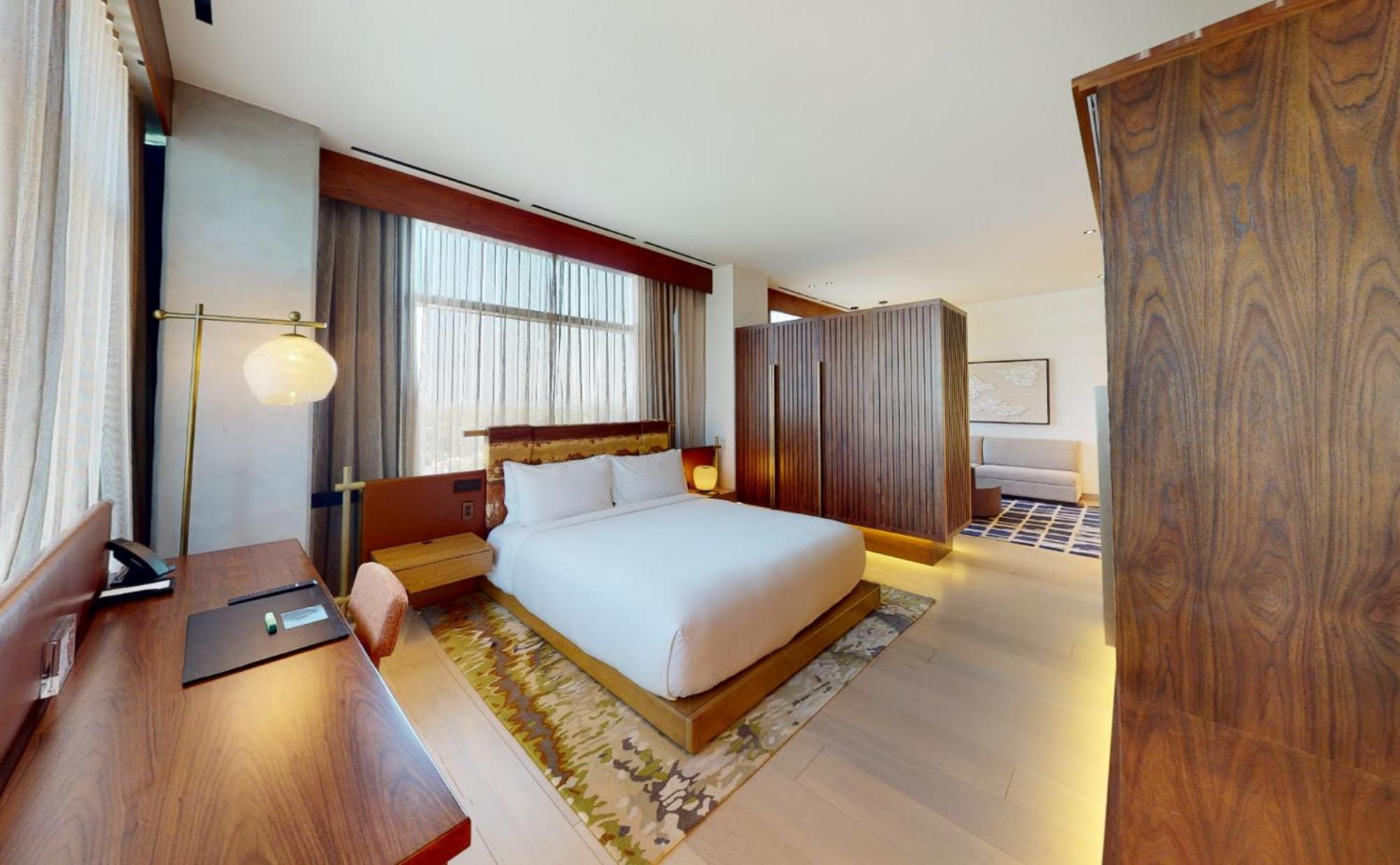 Yuhi Suite