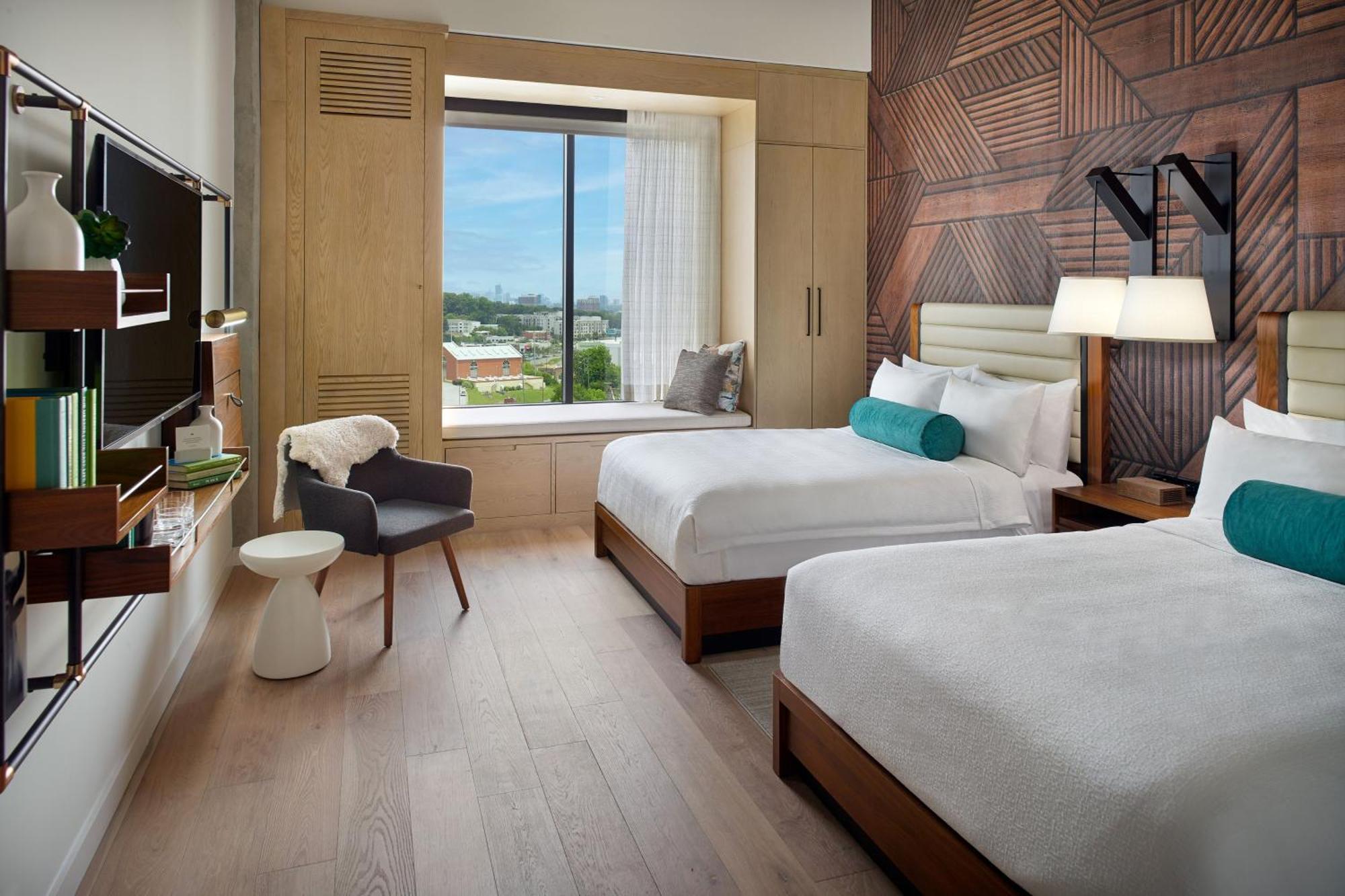 High Floor Deluxe Guest Room 2 Queen Beds