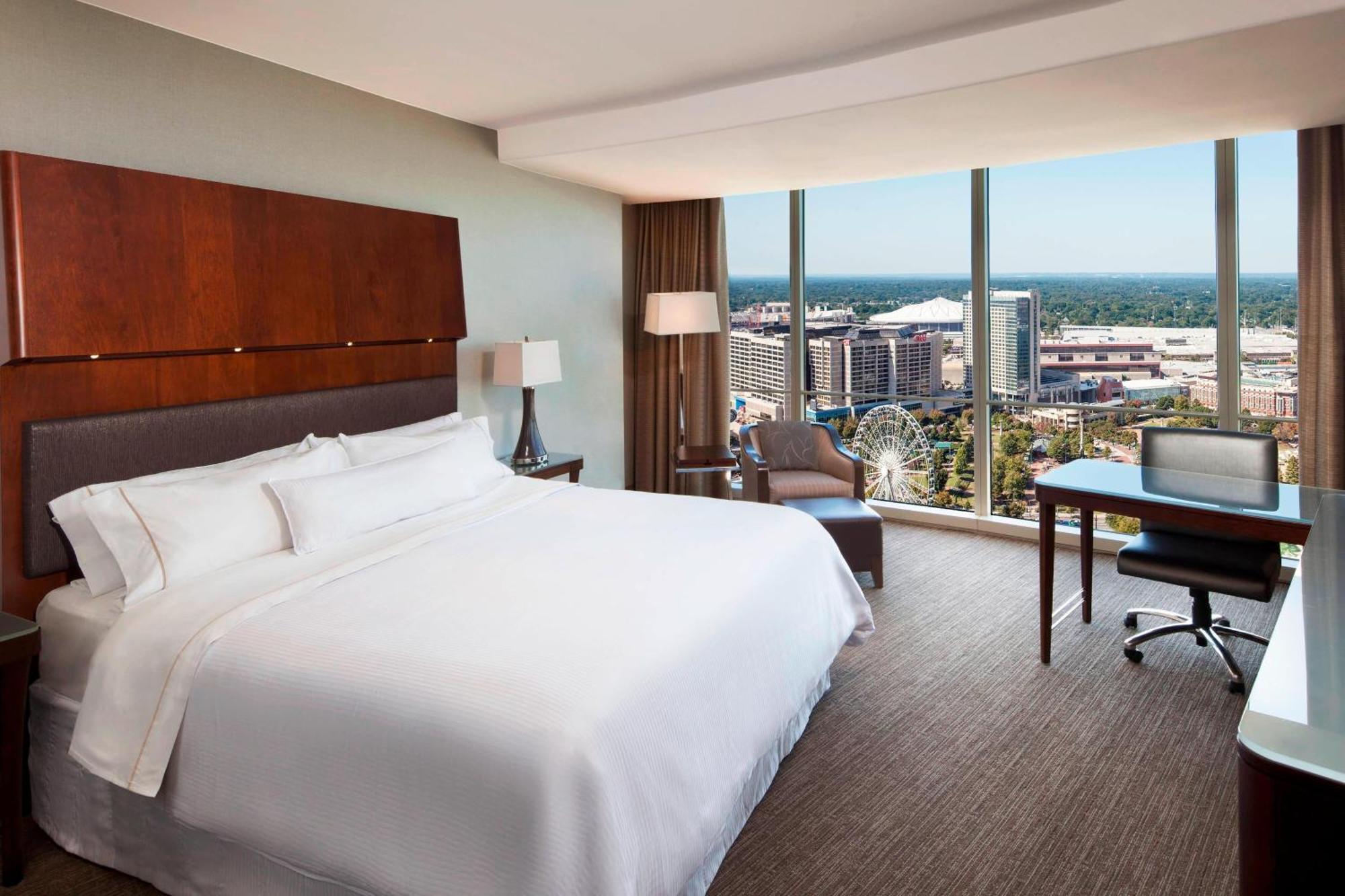 Guest room 1 King Skyline view High floor